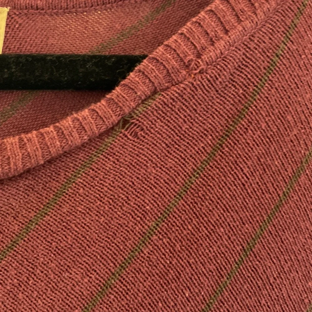 Democracy Knit Ombre Stripe Poncho Style Sweater. Burgundy and Black. Size XL - Picture 3 of 6